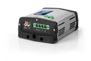 Carbest 25AH Booster pour charger les batteries de camping-cars et de camping-cars.