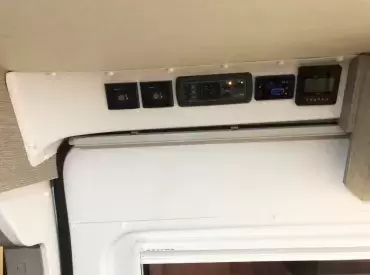 Panel superior lateral puerta corredera de recubrimiento y aislamiento para camper Ducato, Boxer y Jumper.