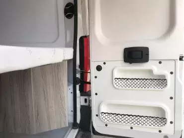 Panel inferior derecho puerta trasera de recubrimiento y aislamiento para camper Ducato, Boxer y Jumper.