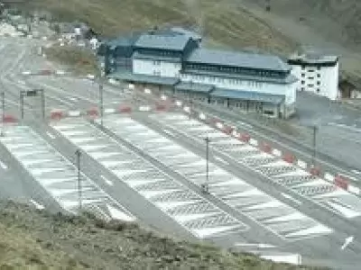 MITORTUGA.ES VEUT COLLABORER, PAS À LA FERMETURE DE LA ZONE DE CAMPING-CAR SIERRA NEVADA