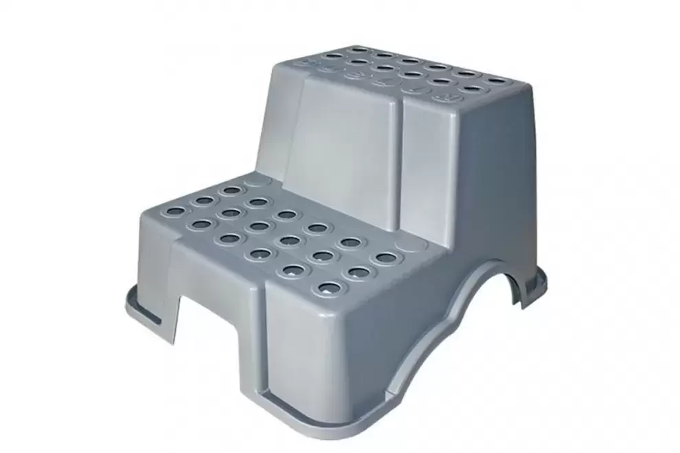 Peldaño entrada DUBLIN para caravana autocaravana plastico resistente.