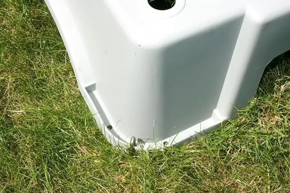 Peldaño entrada DUBLIN para caravana autocaravana plastico resistente.