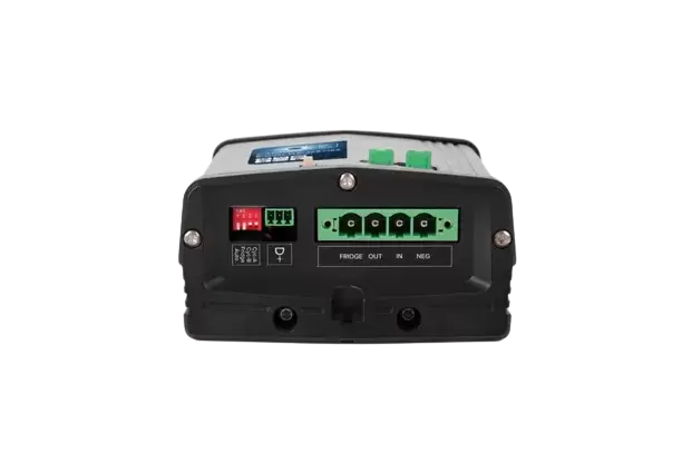 Booster Carbest 25AH para carga de baterías de autocaravanas y camper.