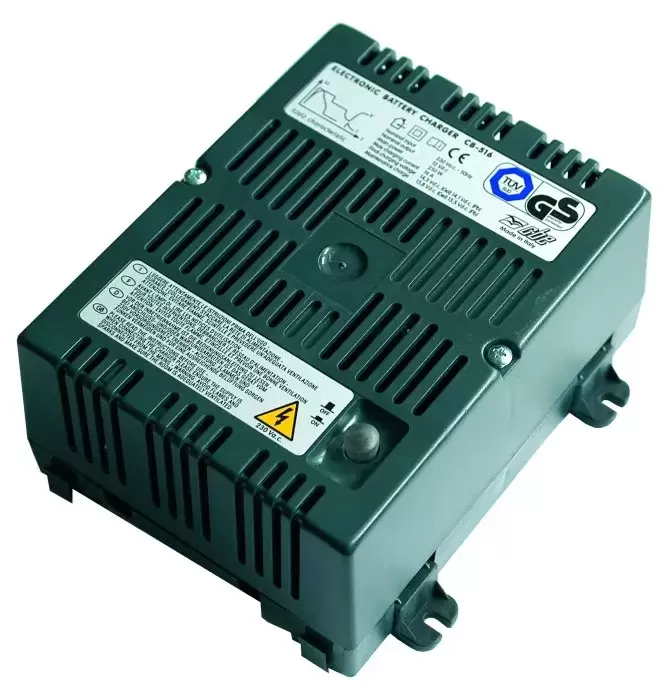 Cargador de baterias CBE 10AH Modelo CB-510 para autocaravanas y camper.